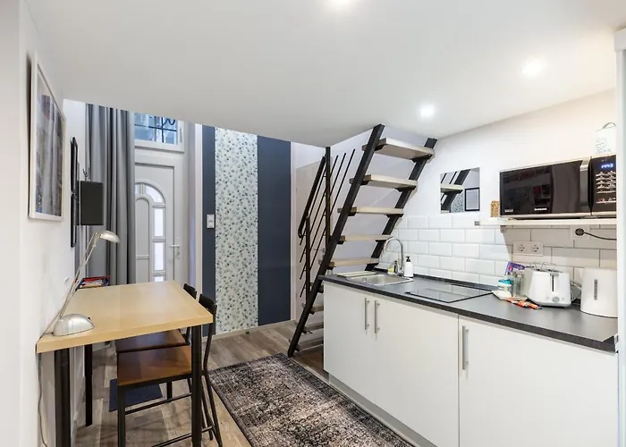 Studio Apartment